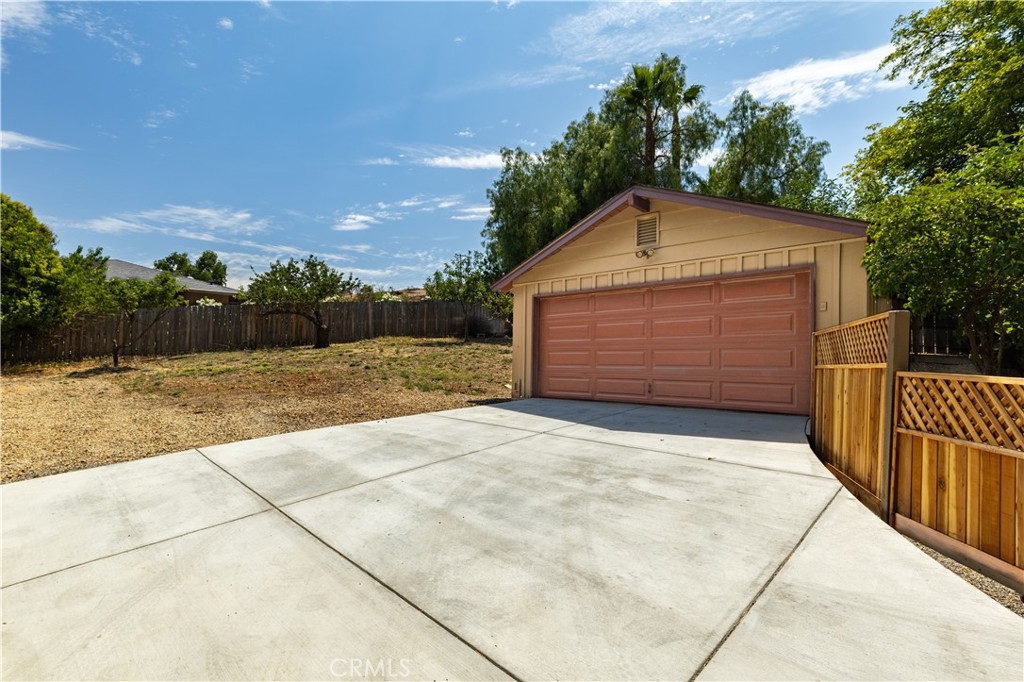 370 Pacific Avenue Property Photo 52