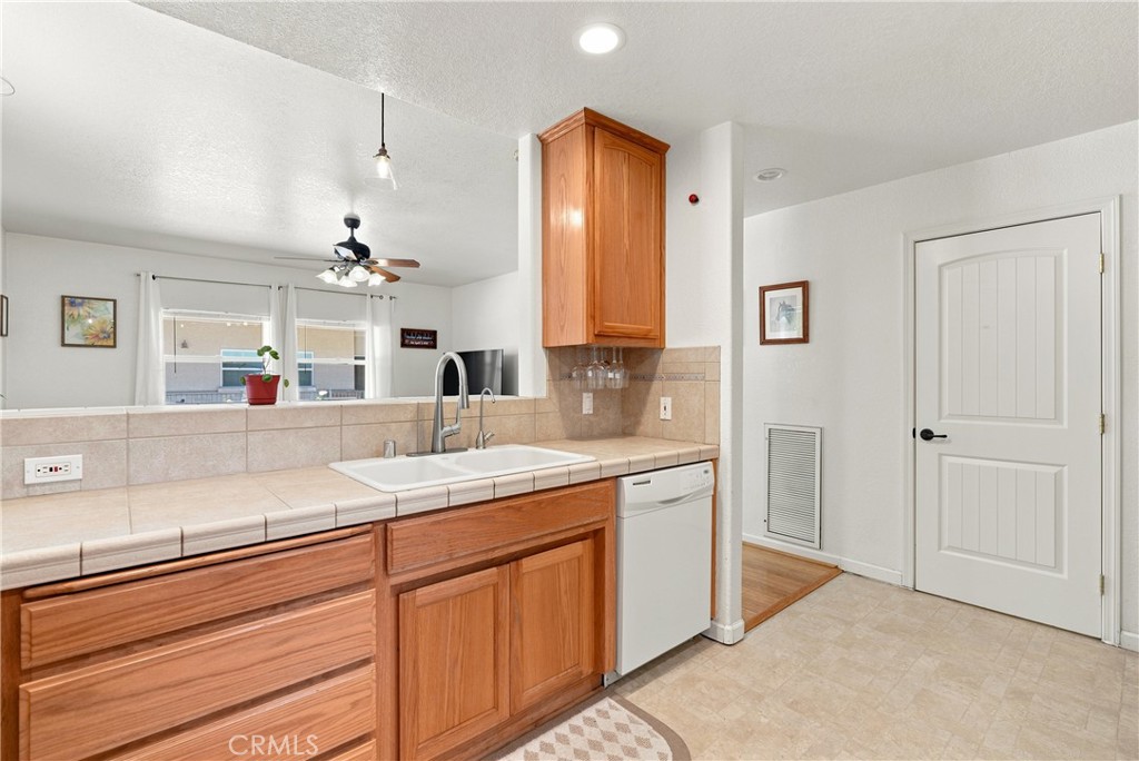 7755 Navajoa Property Photo 11