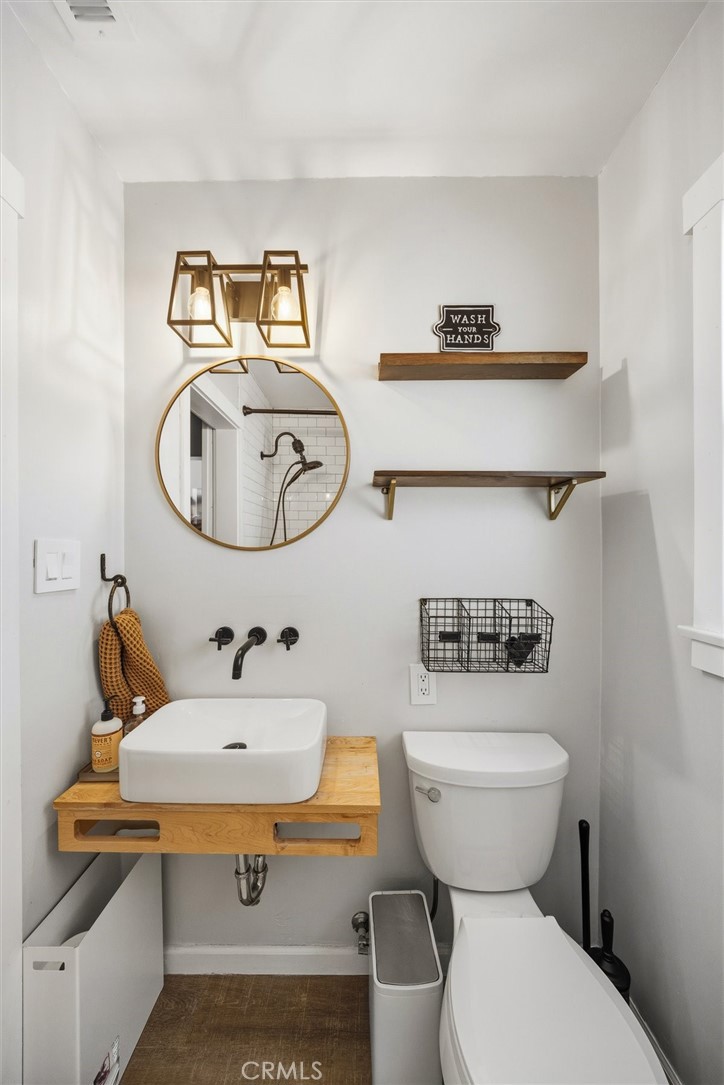 104 16th Property Photo 24