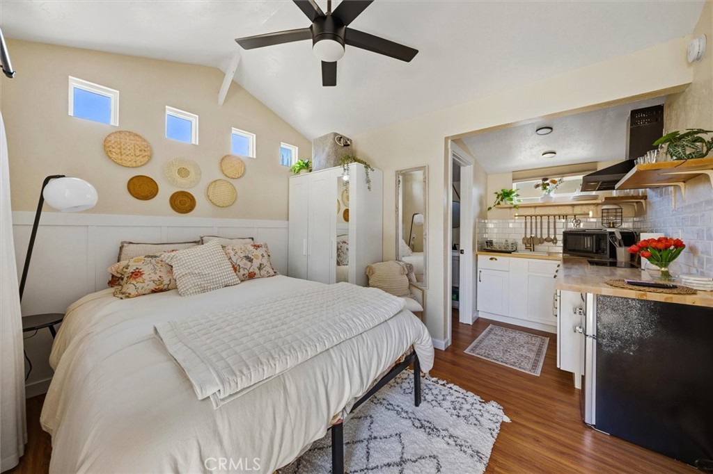 104 16th Property Photo 35