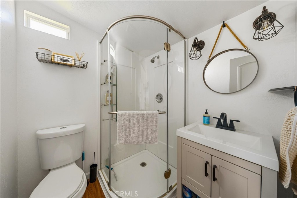 104 16th Property Photo 40