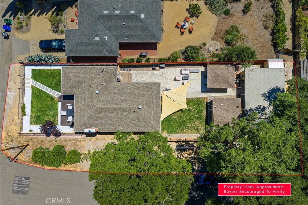 104 16th Property Photo 43