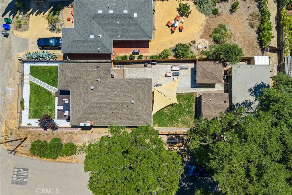 104 16th Property Photo 44