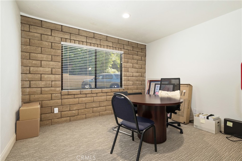 607 Creston Property Photo 15