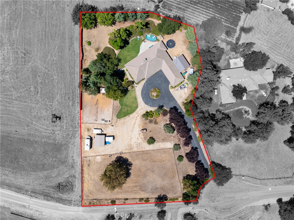 1380 Shane Property Photo 9