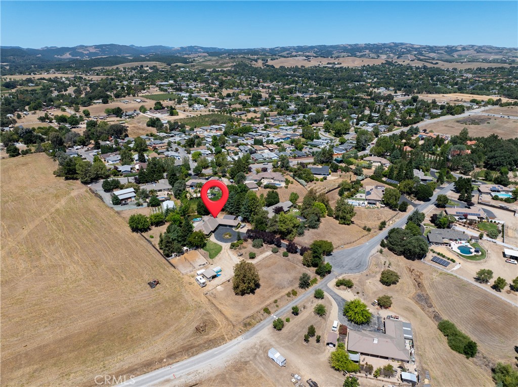 1380 Shane Property Photo 10