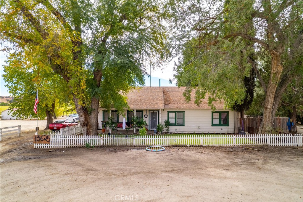 13625 Ea Hwy 46 Property Photo 3