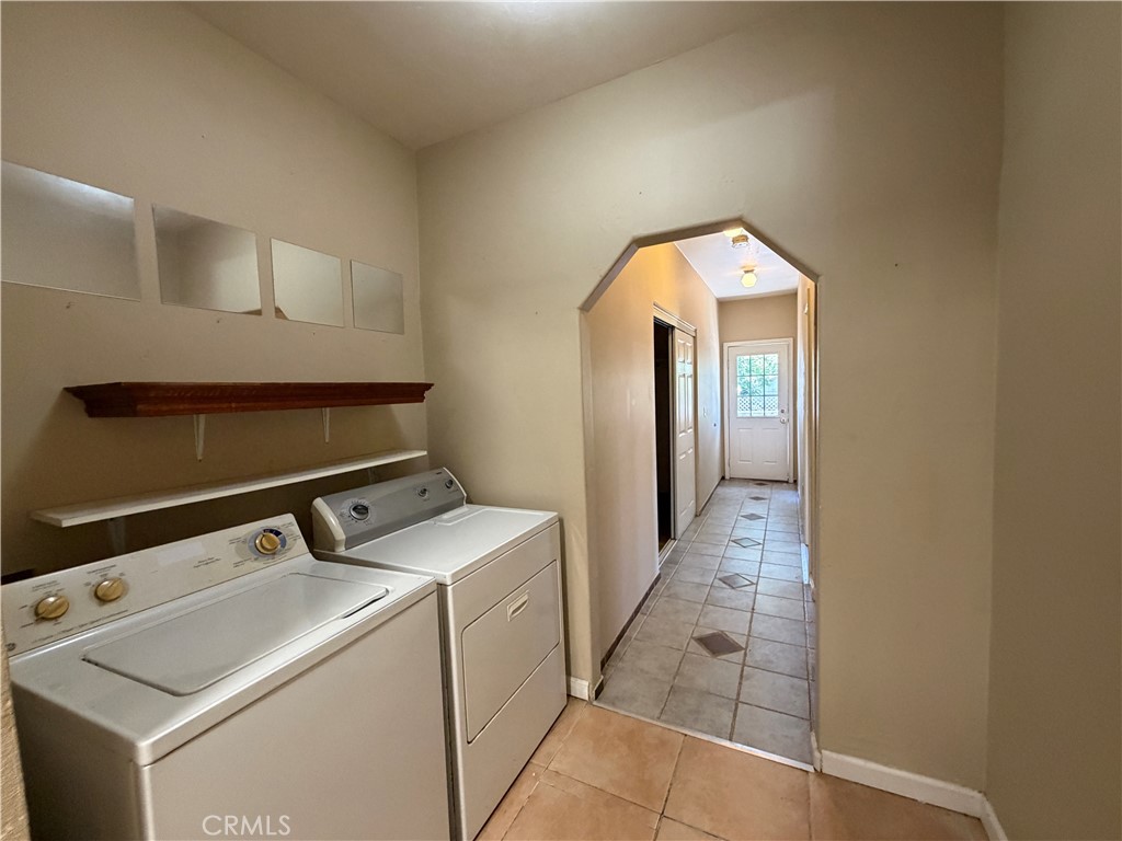 217 Cedar Property Photo 11