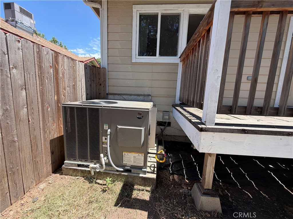 217 Cedar Property Photo 16