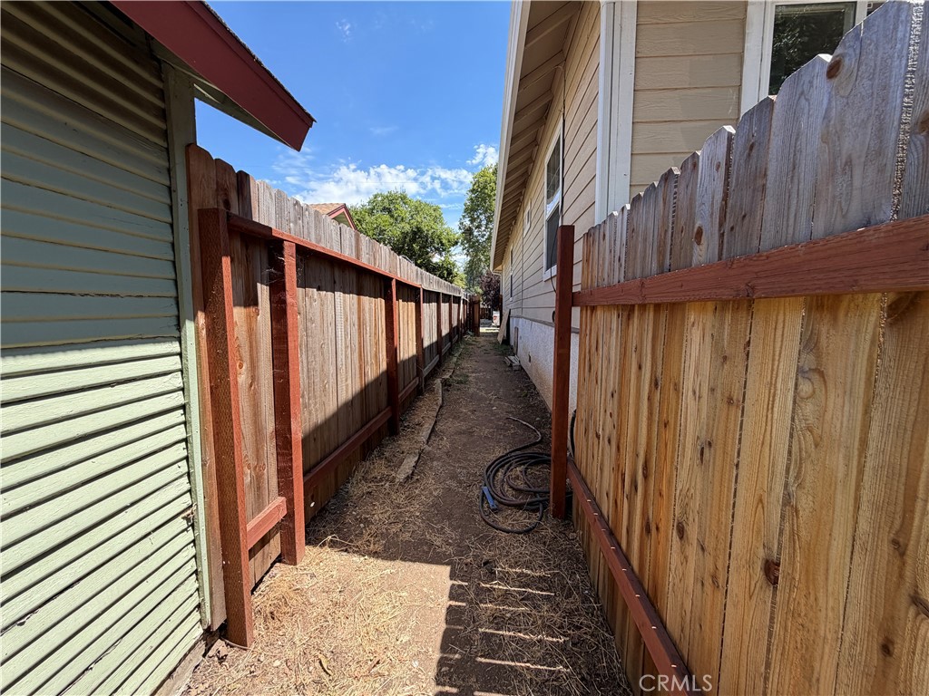 217 Cedar Property Photo 20