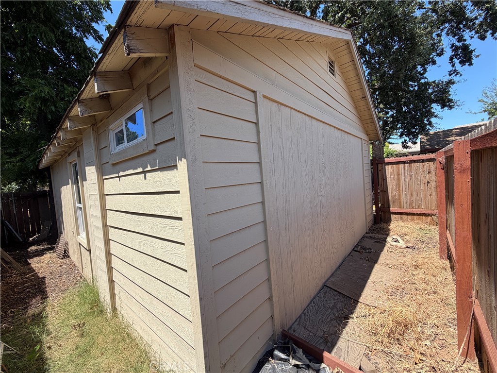 217 Cedar Property Photo 24