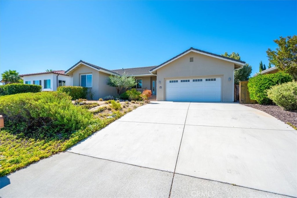 595 Red Cloud Property Photo 17