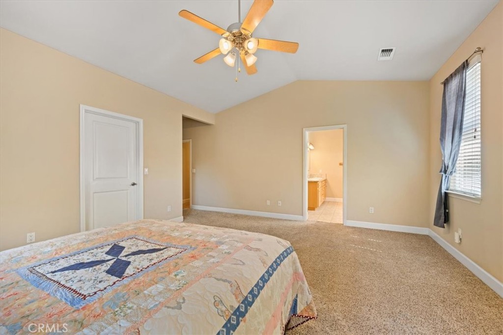 595 Red Cloud Property Photo 25