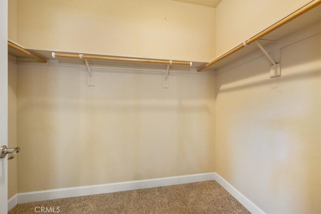595 Red Cloud Property Photo 26