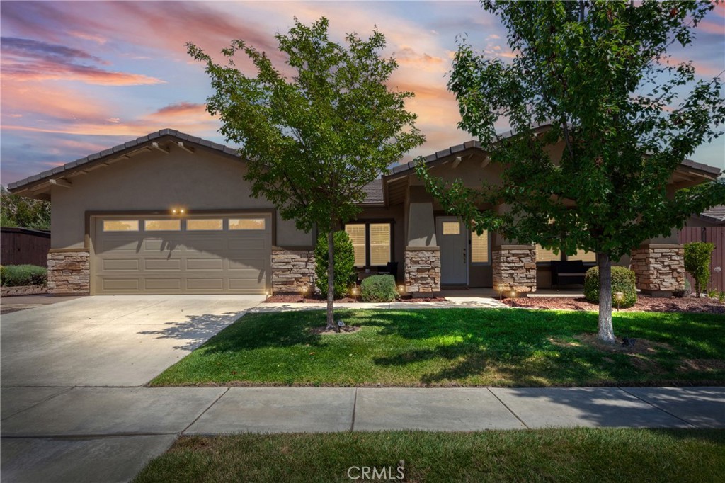 1204 Grassy Hollow Property Photo 1