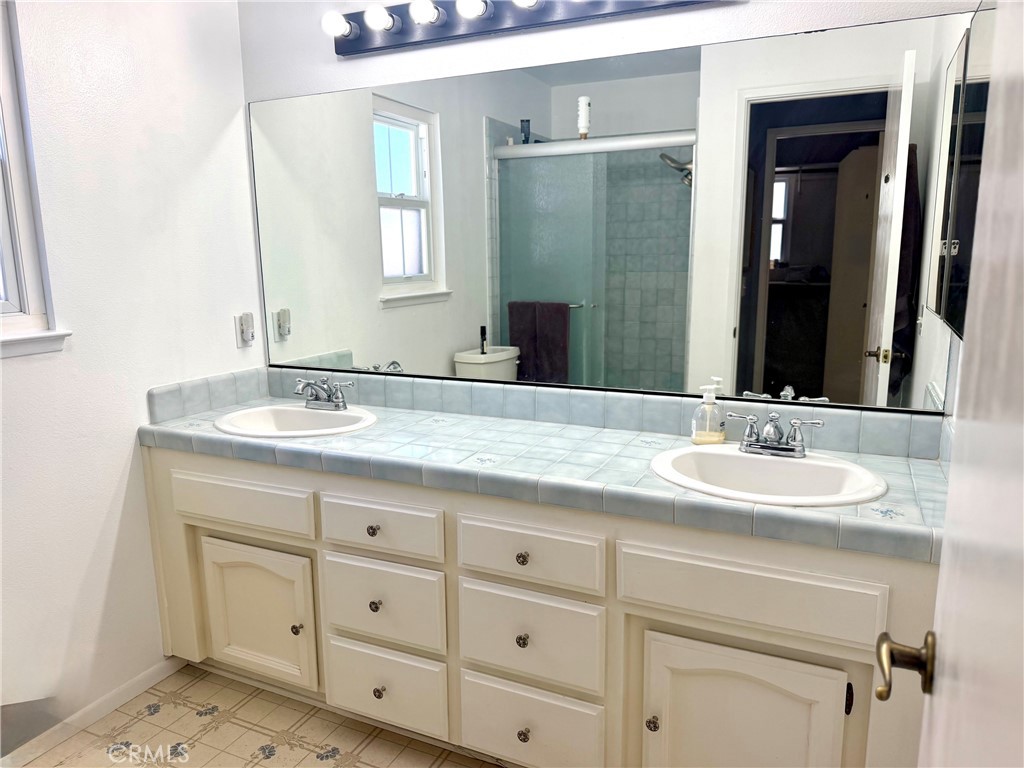 148 Galaxy Property Photo 47