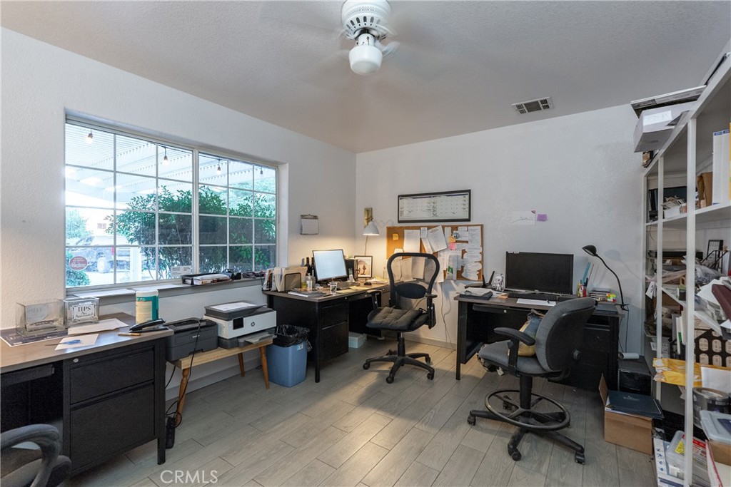 2925 Anderson Road Property Photo 14