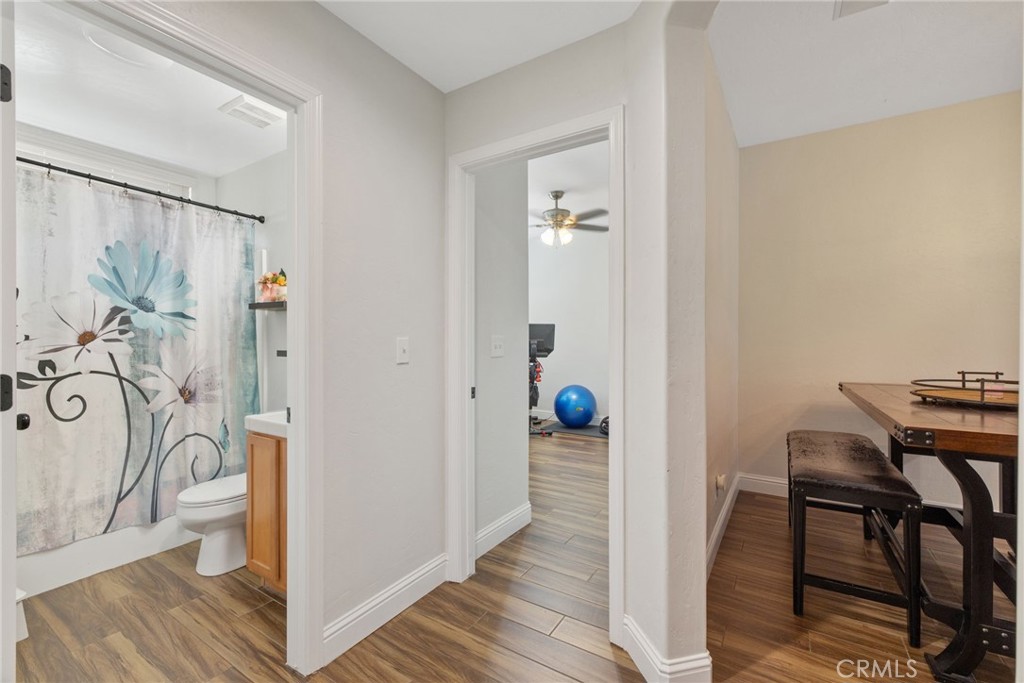 3320 W Glendale Avenue Property Photo 25
