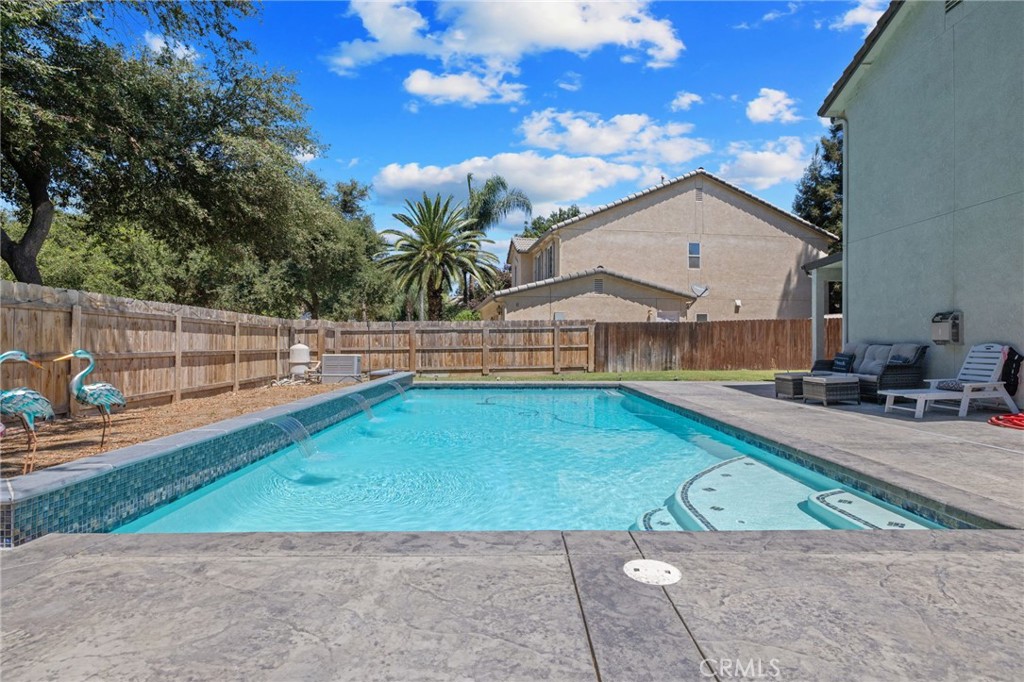 3320 W Glendale Avenue Property Photo 46