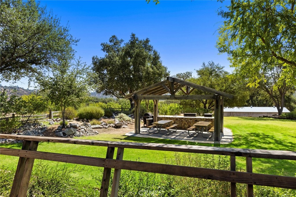 7172 Town Creek Property Photo 18