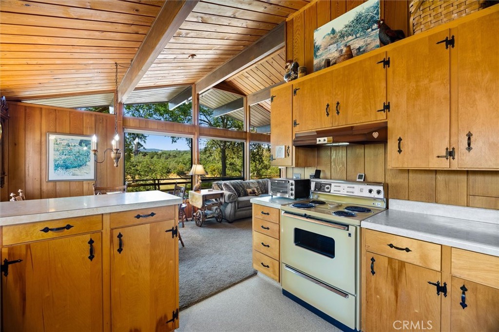7172 Town Creek Property Photo 28