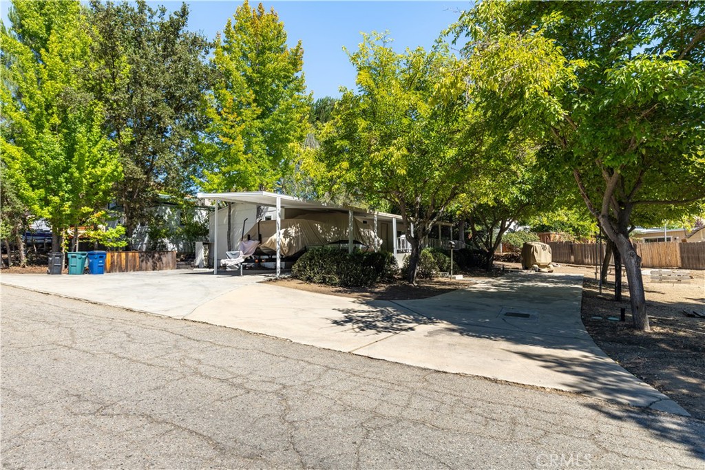 4190 Longview Property Photo 2