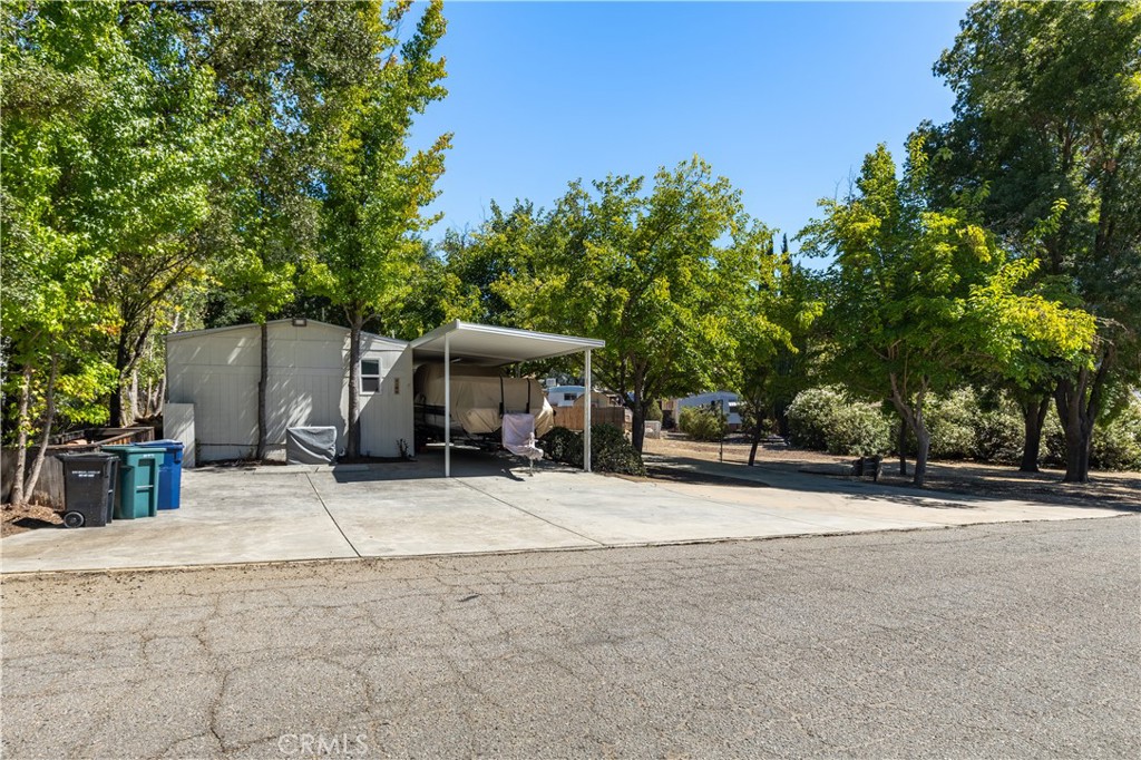 4190 Longview Property Photo 6