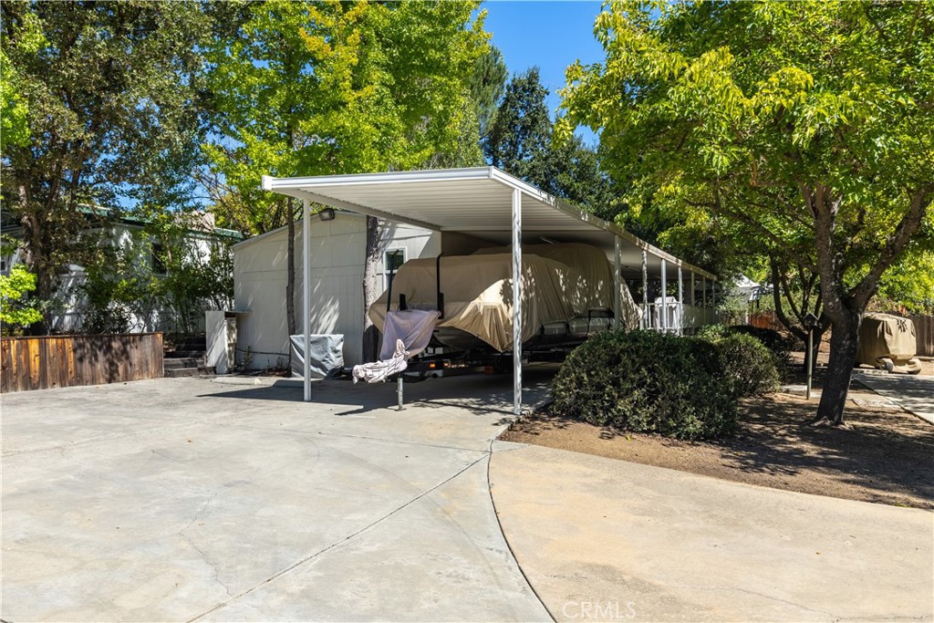 4190 Longview Property Photo 7