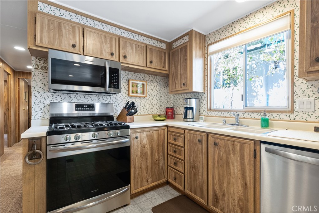 4190 Longview Property Photo 16