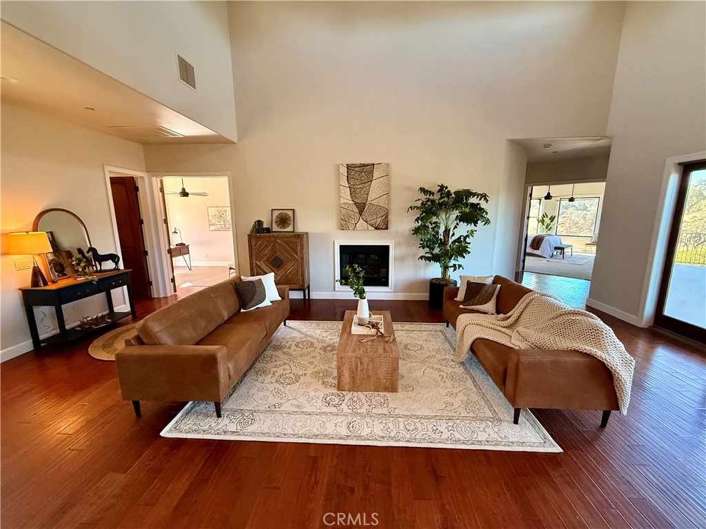 2040 Vista De La Vina Property Photo 7