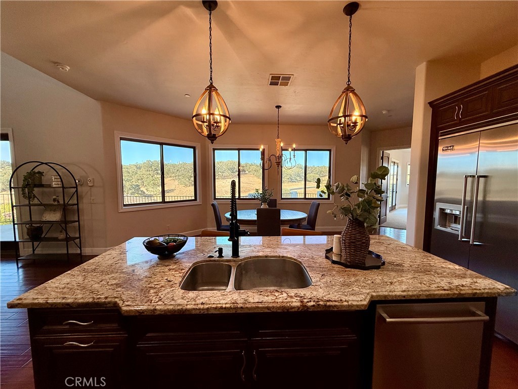 2040 Vista De La Vina Property Photo 18