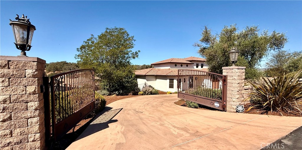 2040 Vista De La Vina Property Photo 66