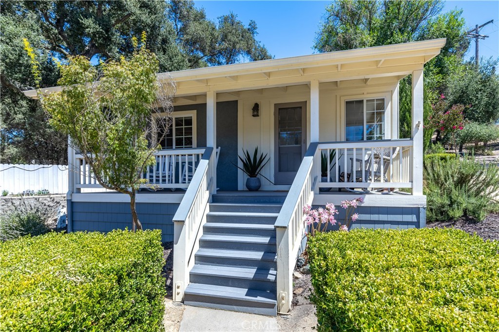 4555 San Anselmo Property Photo 2