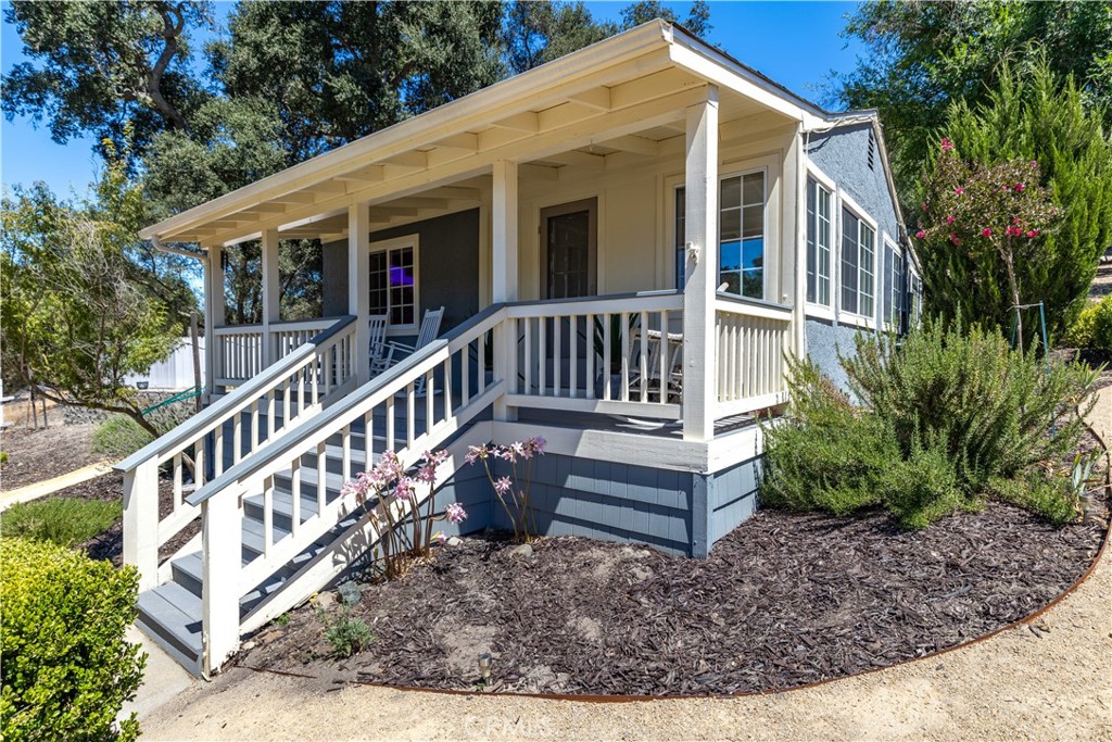 4555 San Anselmo Property Photo 3