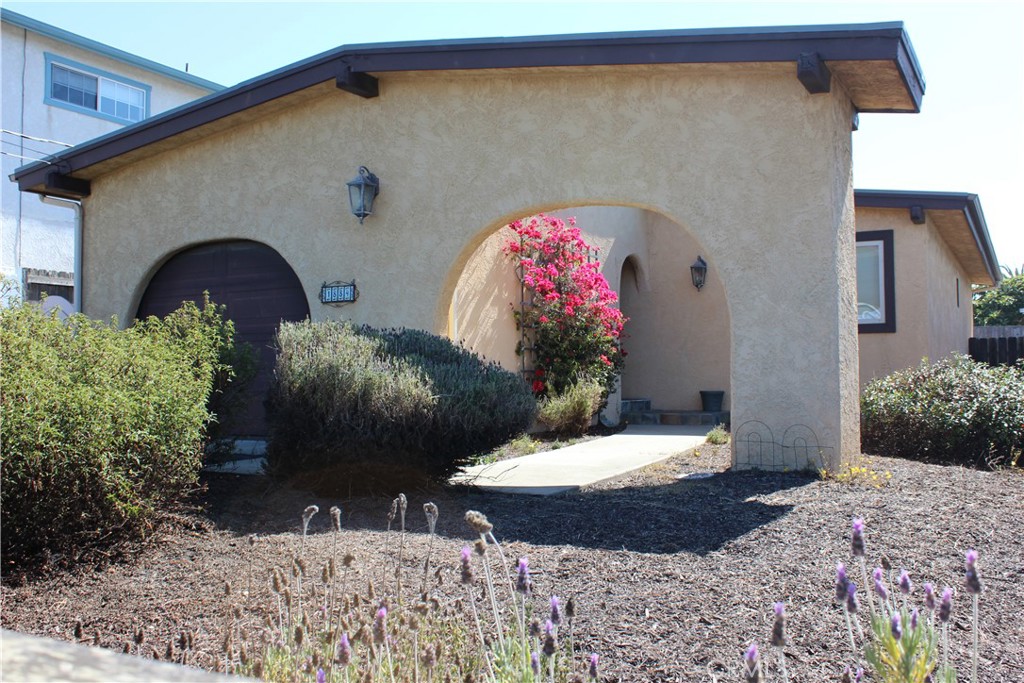 1884 10th Property Photo 1