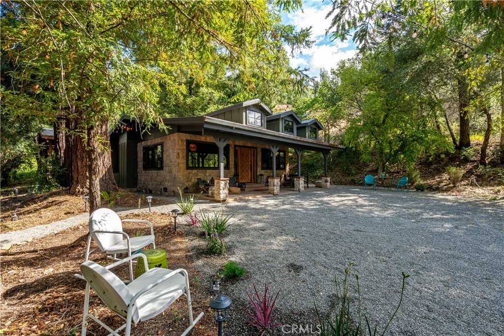 3588 Silverado N Property Photo 6