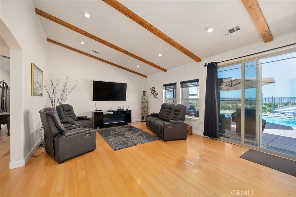 6172 Hawk Ridge Place Property Photo 8