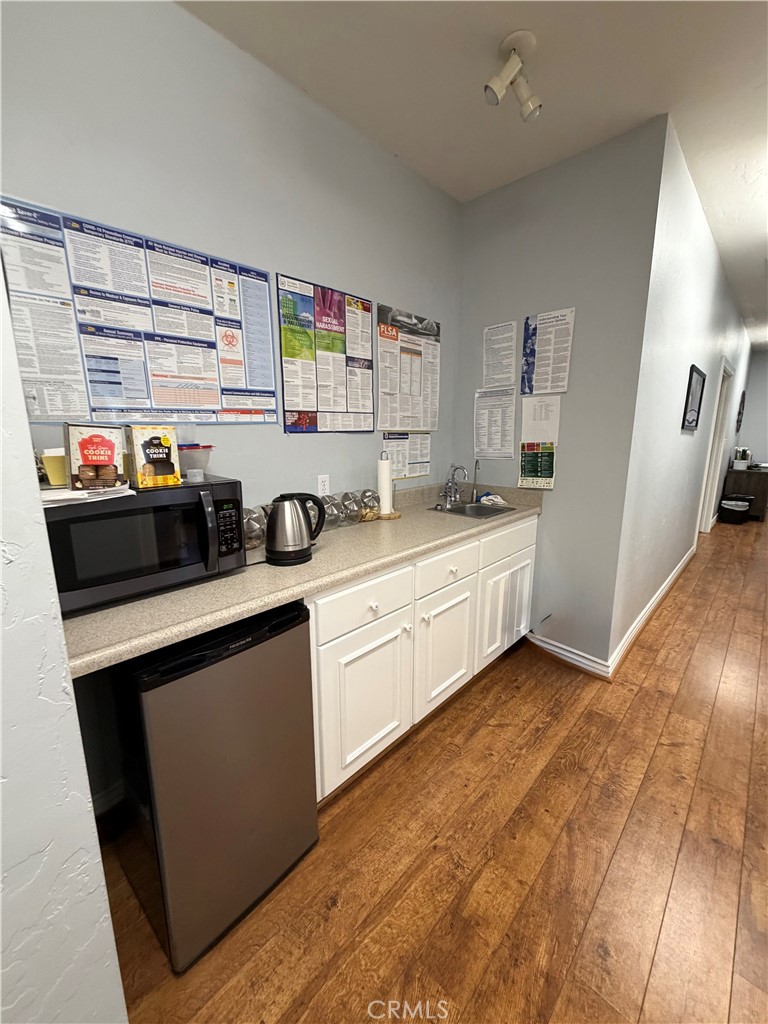 72 S Main Property Photo 13