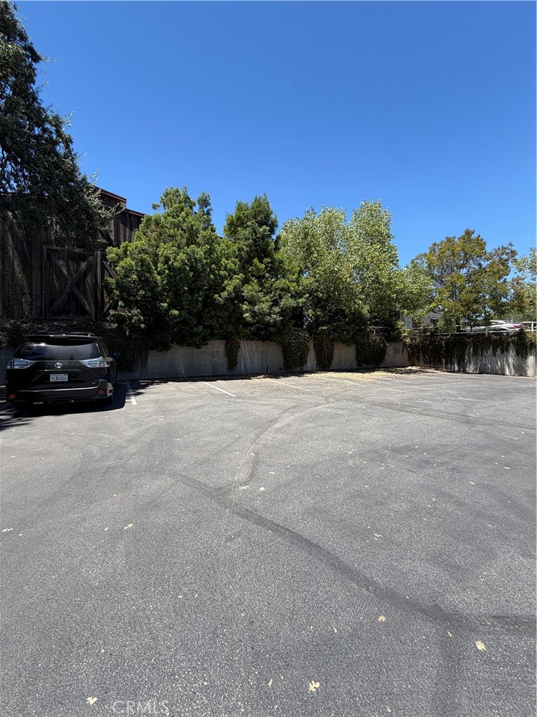 72 S Main Property Photo 18