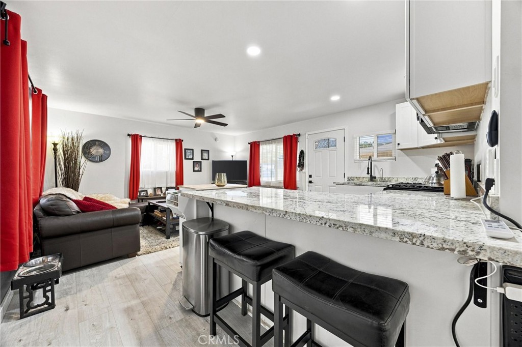 32 Pinebrook Property Photo 11