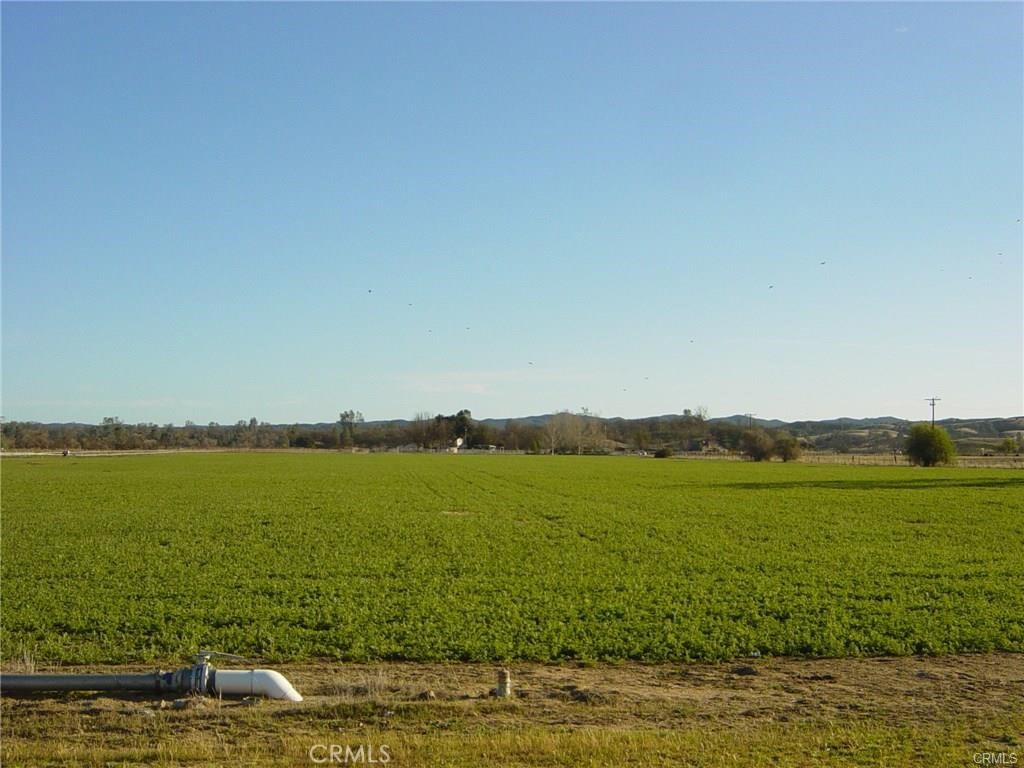 6675 Webster Road Property Photo 1