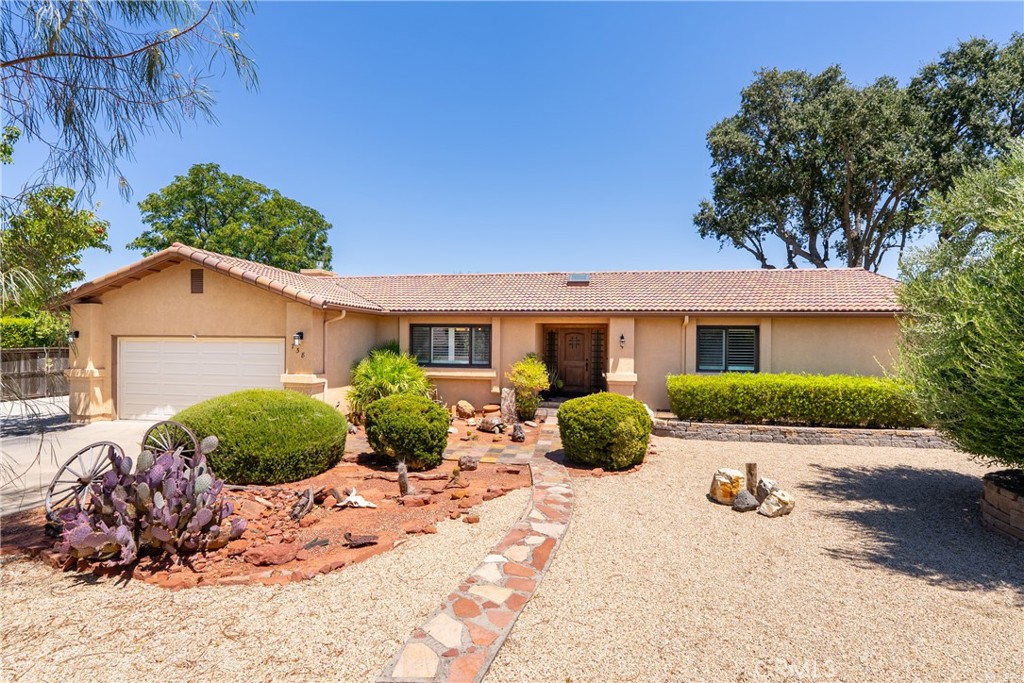 738 Orchard Property Photo 1