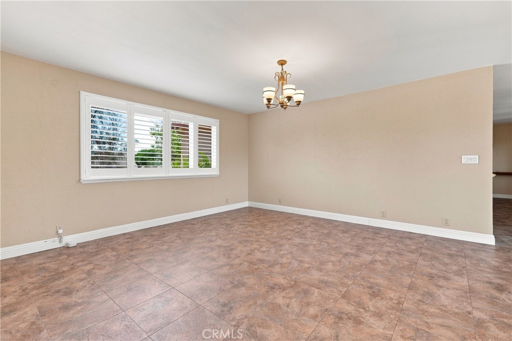 738 Orchard Property Photo 8