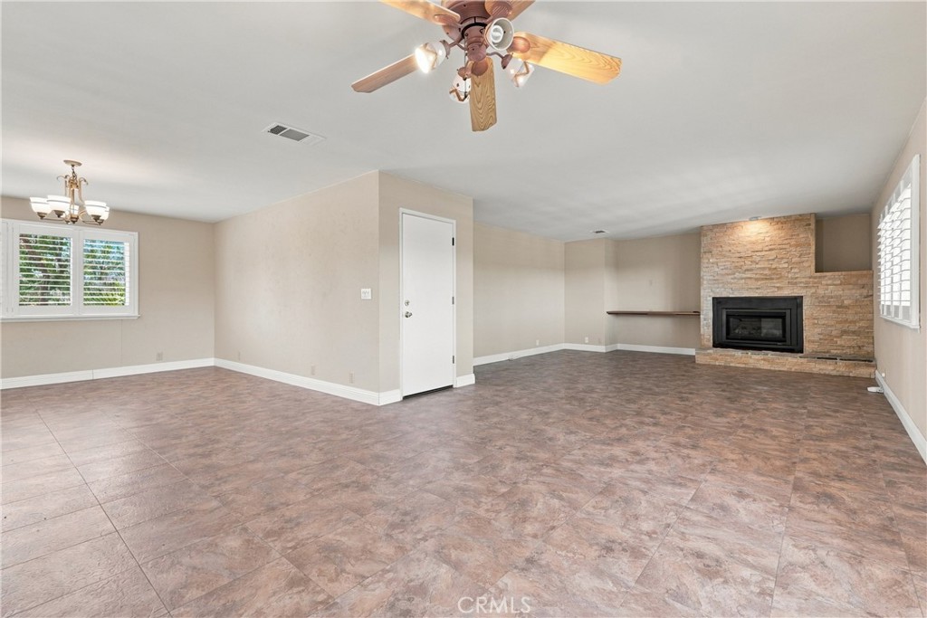738 Orchard Property Photo 14