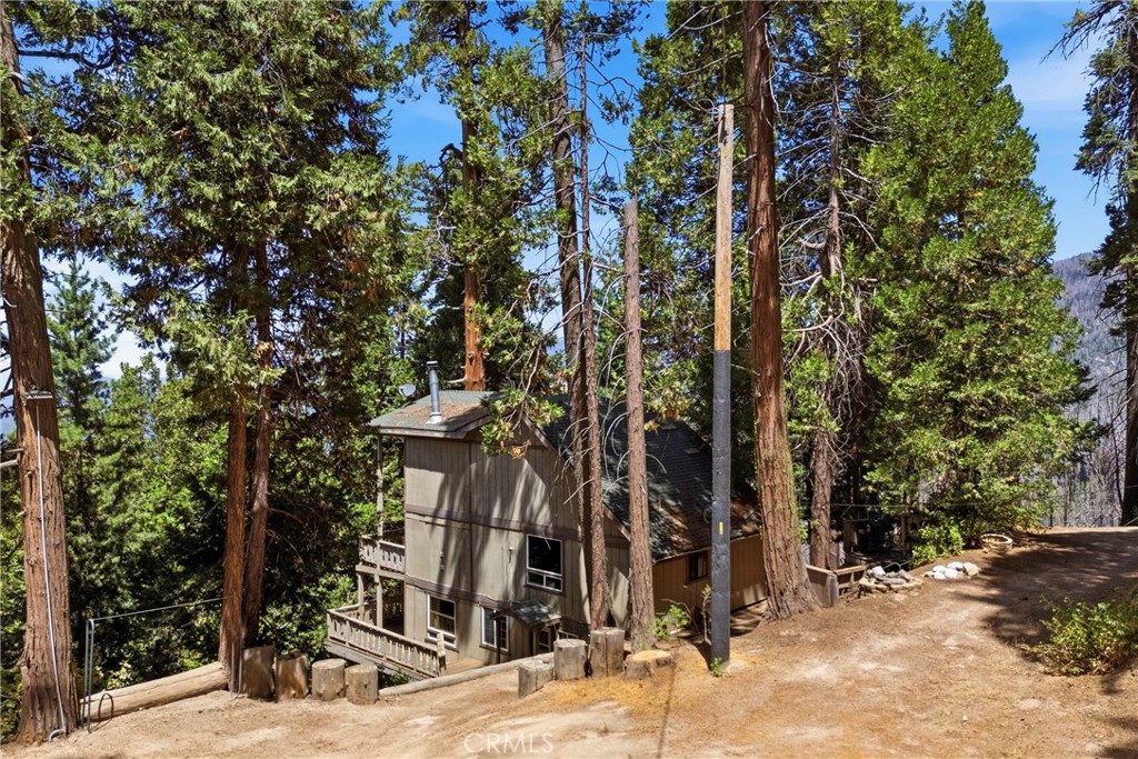 48663 Benson Trail Property Photo 2