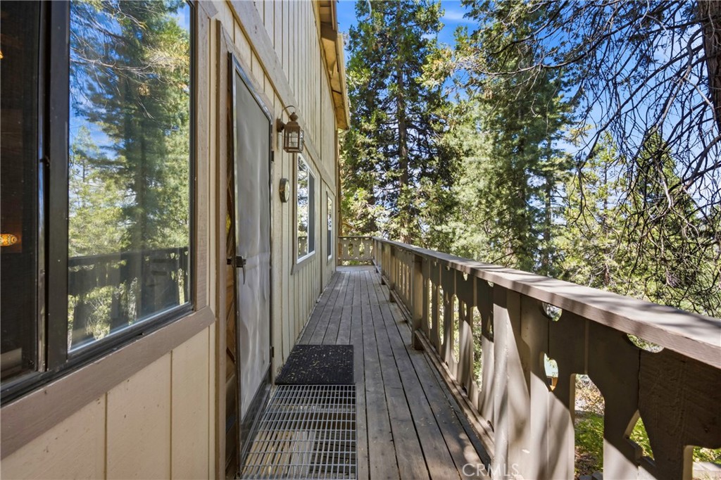 48663 Benson Trail Property Photo 5