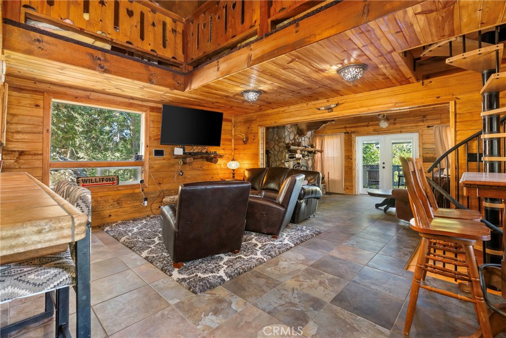 48663 Benson Trail Property Photo 10