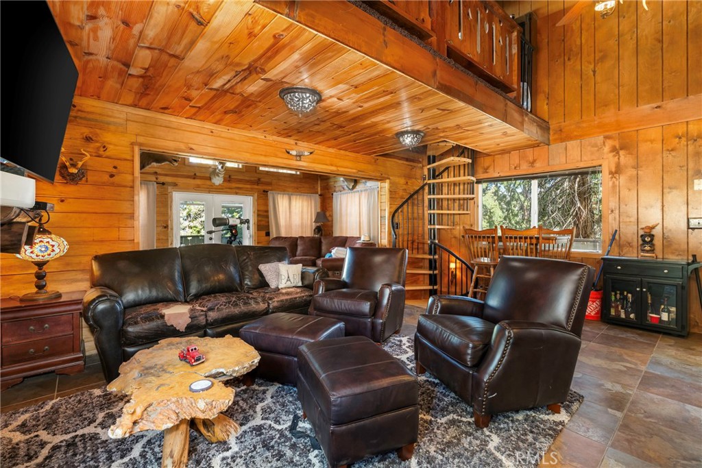 48663 Benson Trail Property Photo 12