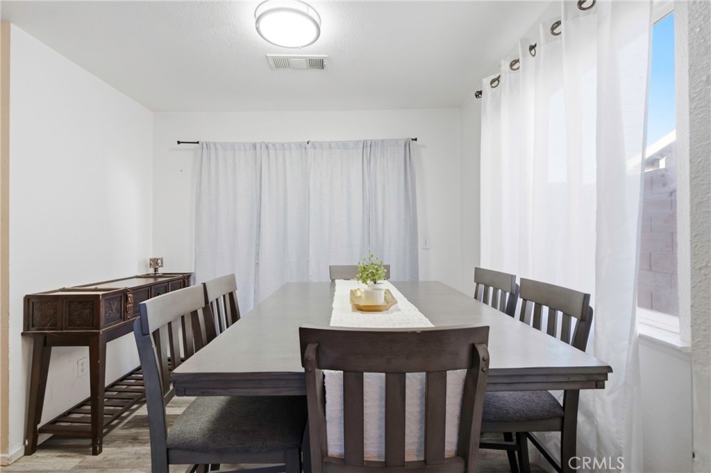 676 E Bobbi Avenue Property Photo 13
