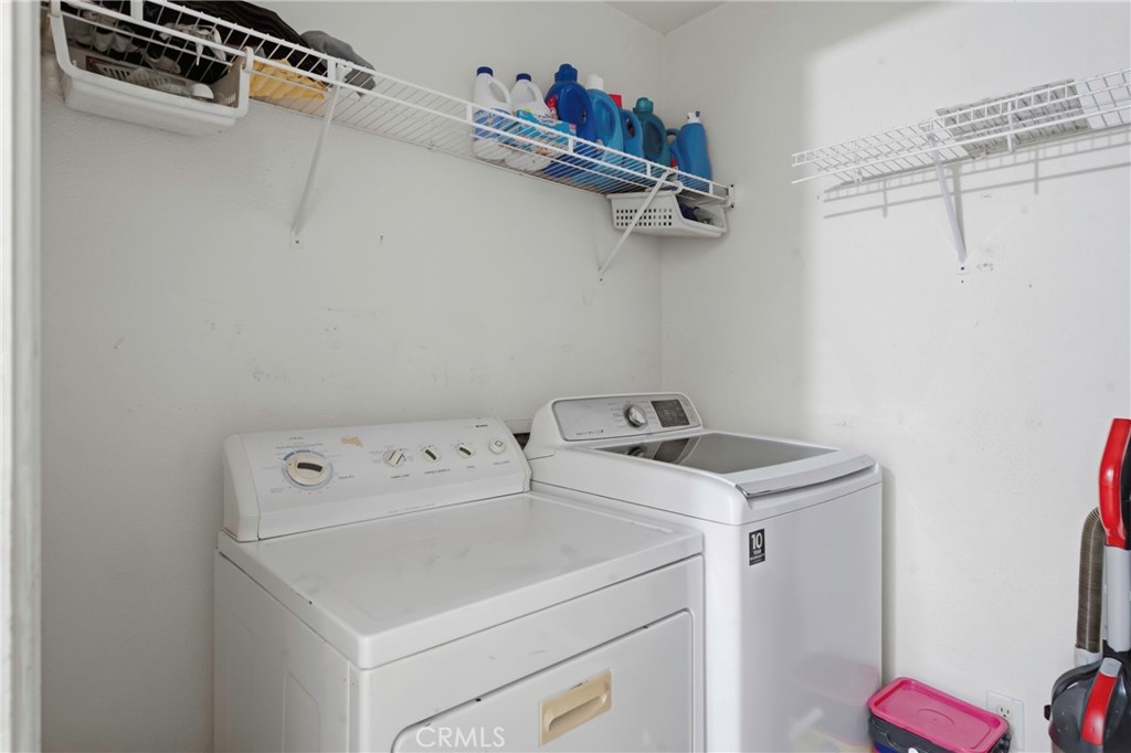 676 E Bobbi Avenue Property Photo 20